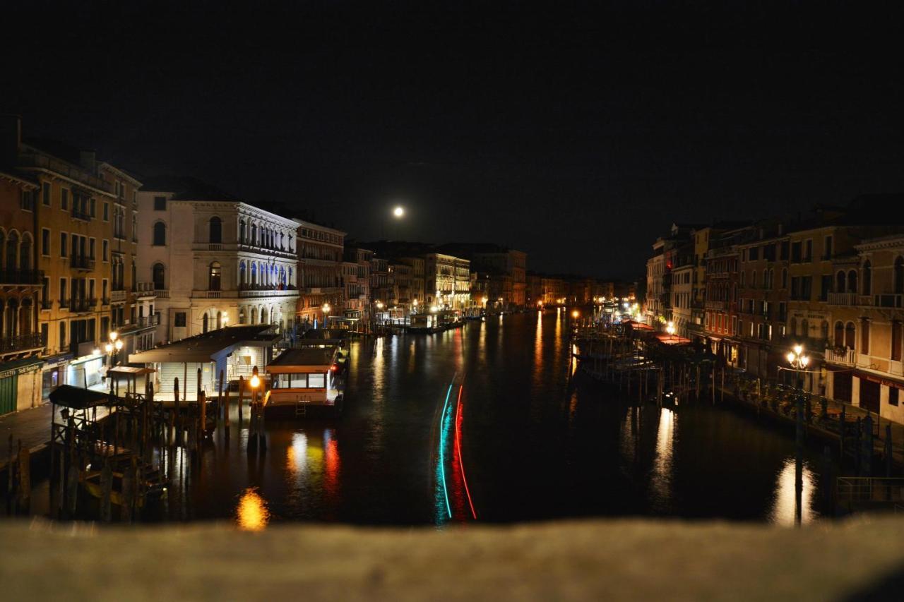 Venezia Canal View Ngoại thất bức ảnh